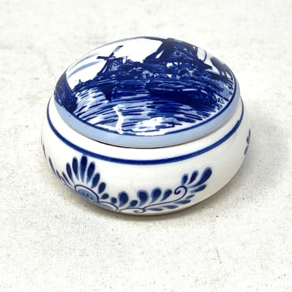 Vintage Delft Holland Round Trinket Box Blue & White Windmill Scene Hand Painted